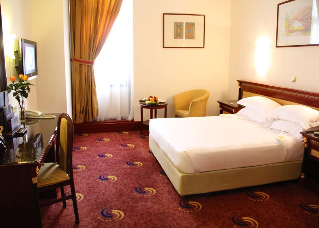 Hotel Al Shohada By Palm Rich Makkah Mekka Pokój zdjęcie A room at the hotel